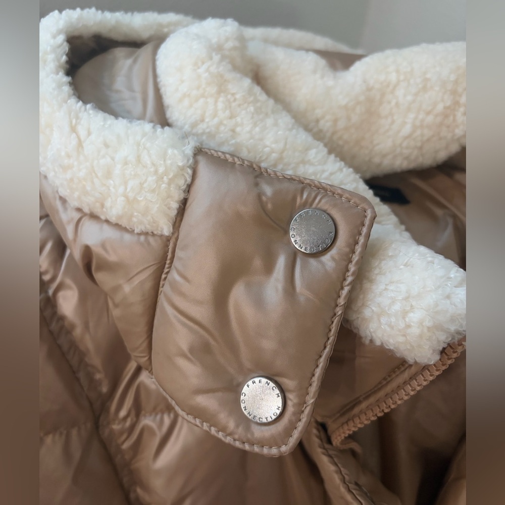 NWT French Connection Camel/Brown Sherpa Trim Puffer Coat in Women's Size XL - Picture 11 of 11